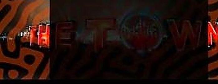 Banner de campanha para o The Town