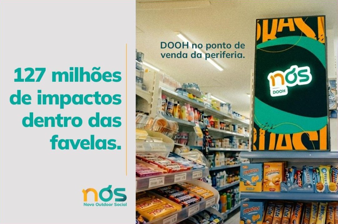 M&iacute;dia da N&Oacute;S na rua de uma comunidade